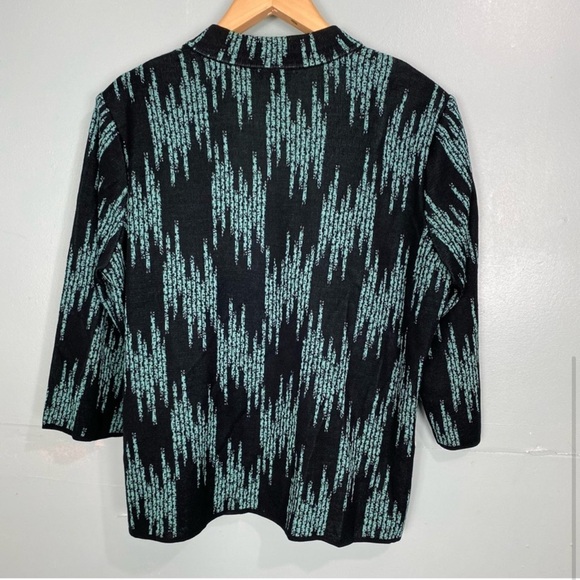 Ming Wang Black and Cyan Embroidered Cardigan m7. - Picture 3 of 9